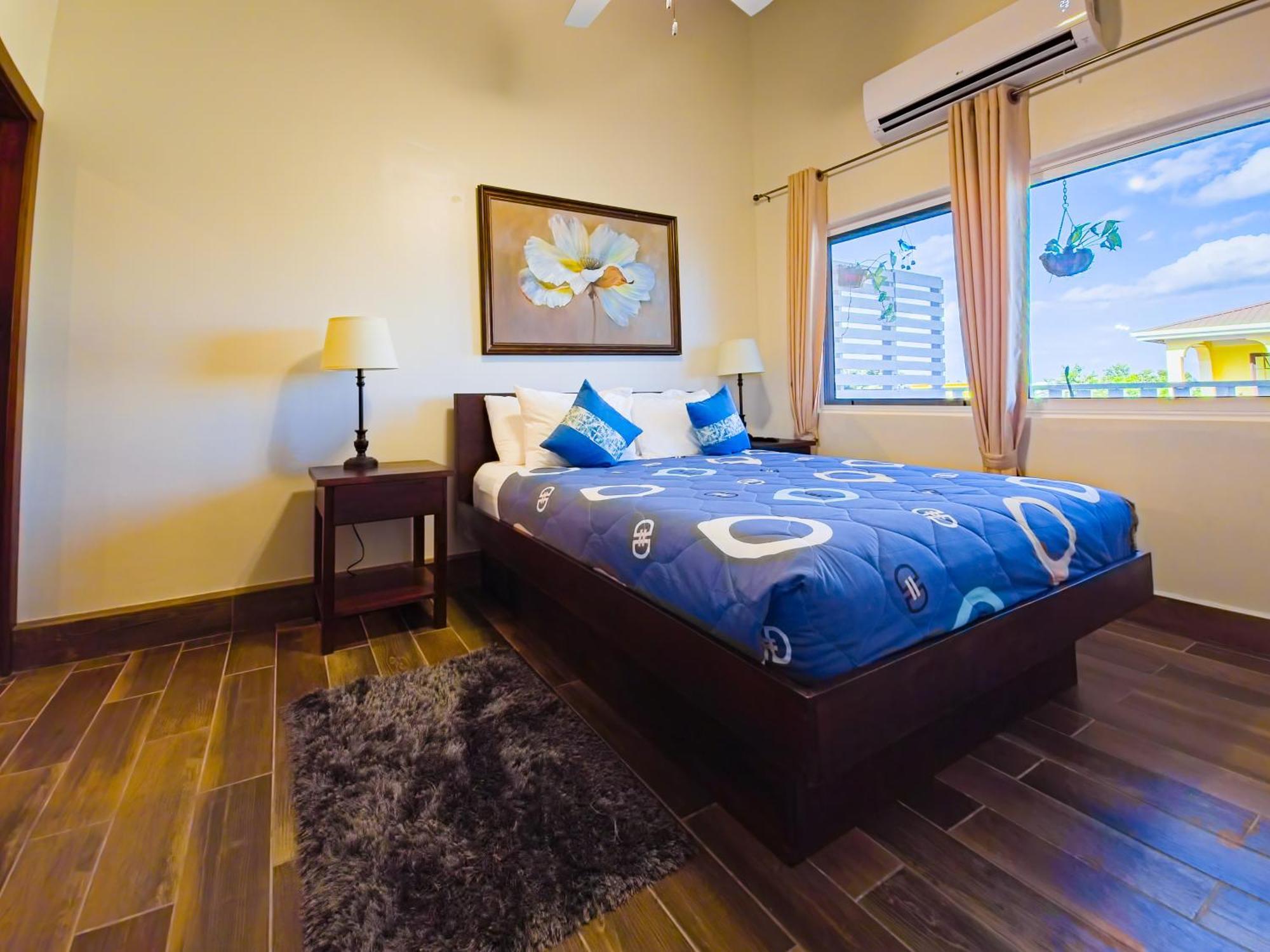 Louis' Apartments Placencia المظهر الخارجي الصورة