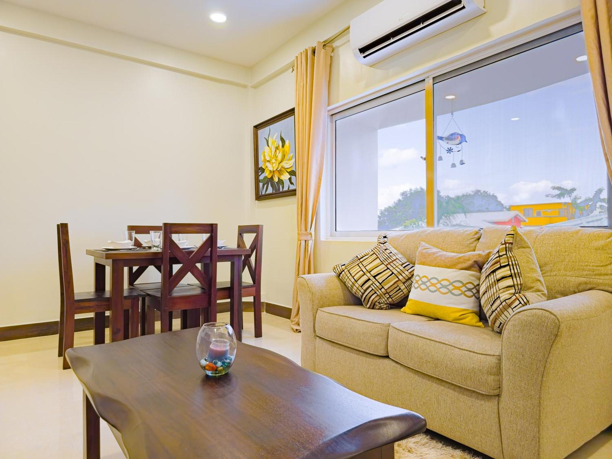 Louis' Apartments Placencia المظهر الخارجي الصورة