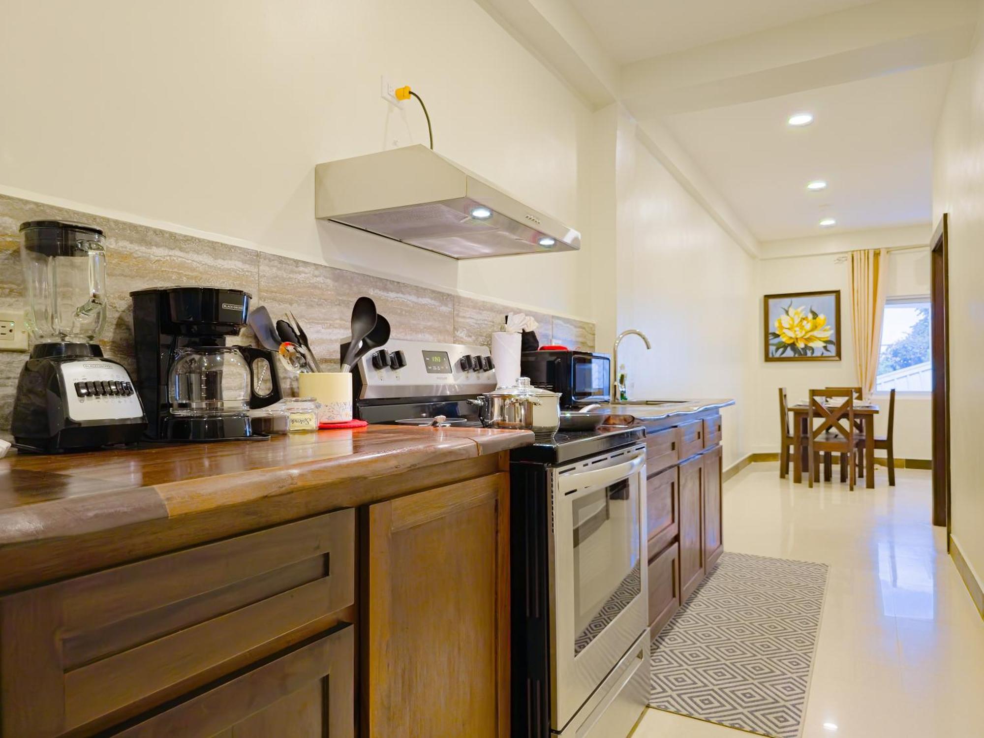 Louis' Apartments Placencia المظهر الخارجي الصورة