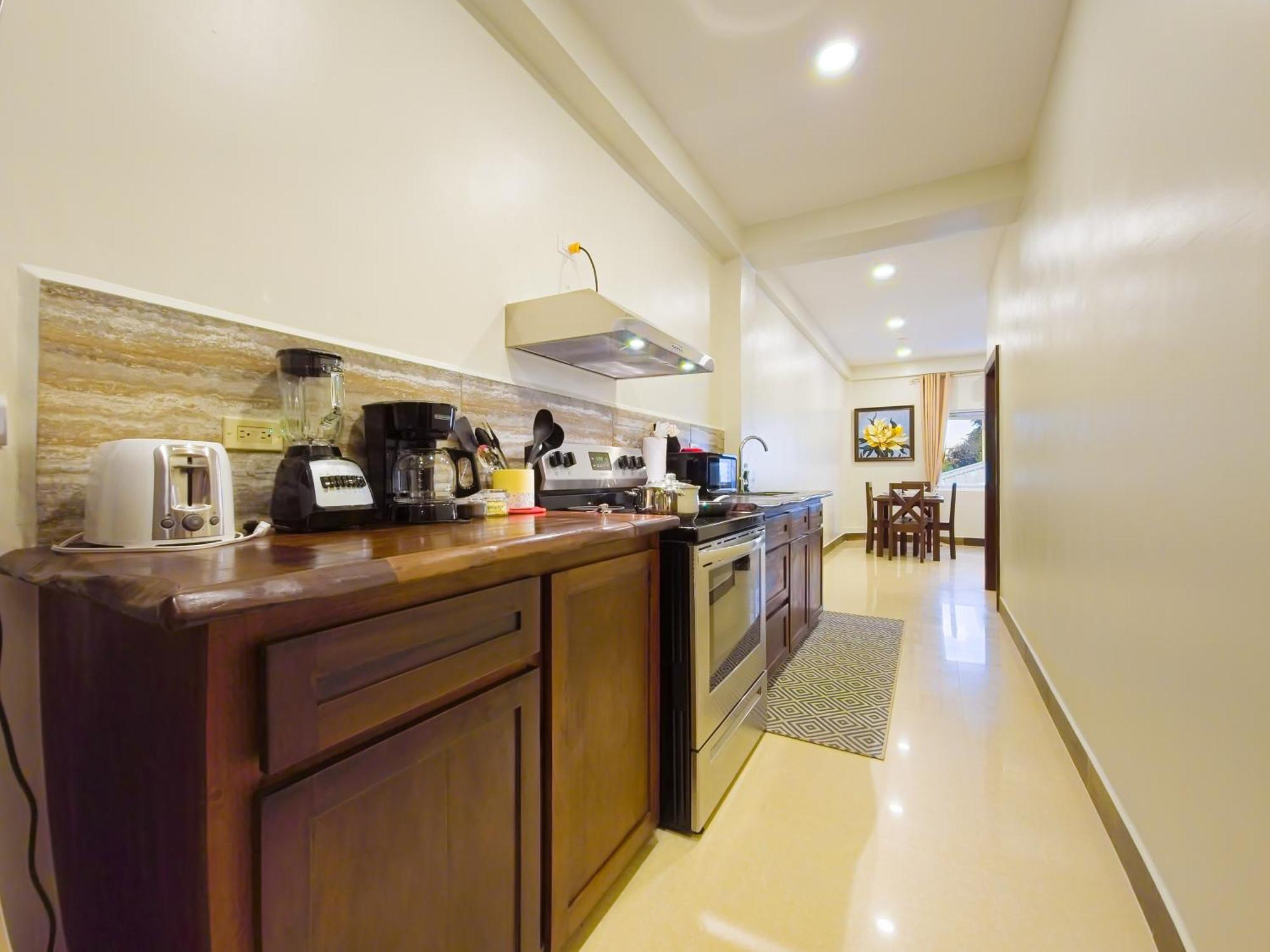 Louis' Apartments Placencia المظهر الخارجي الصورة