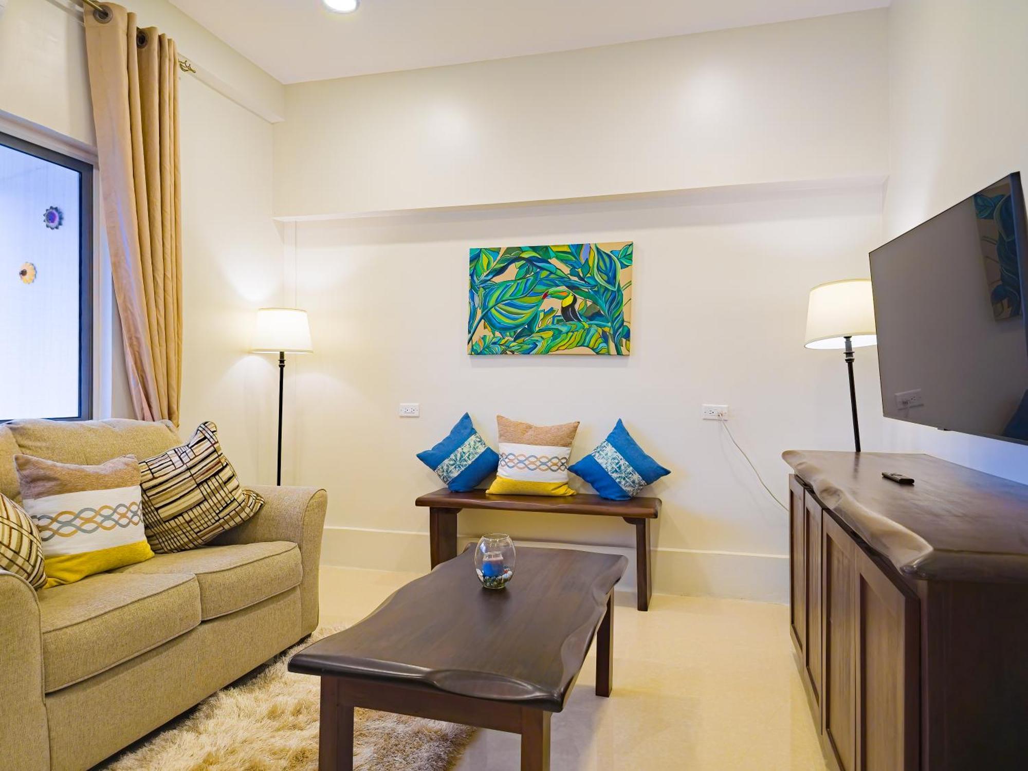 Louis' Apartments Placencia المظهر الخارجي الصورة