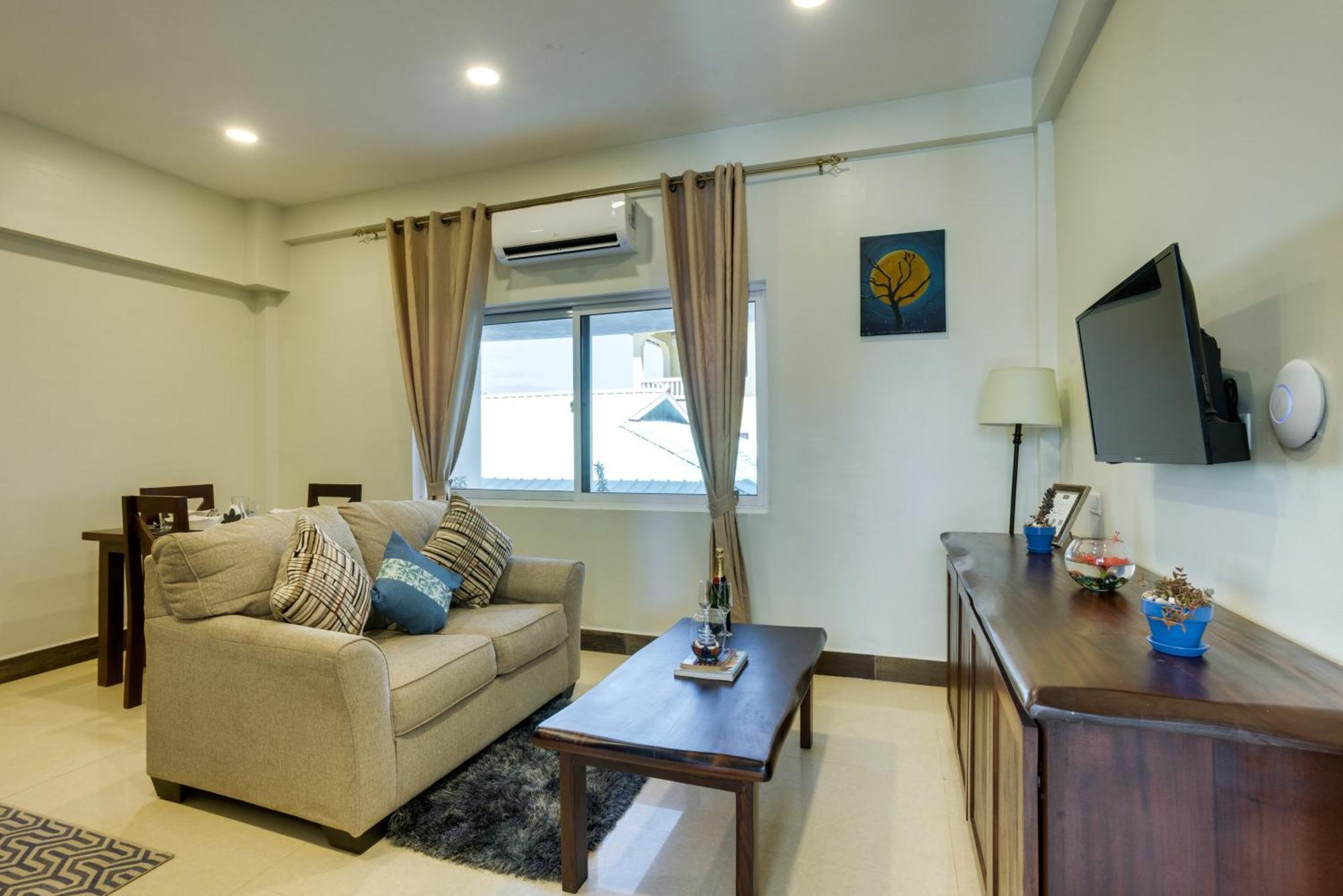 Louis' Apartments Placencia المظهر الخارجي الصورة